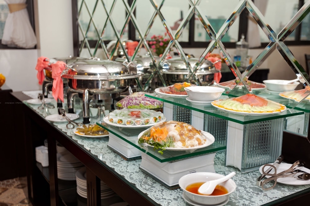 朝食ビュッフェ