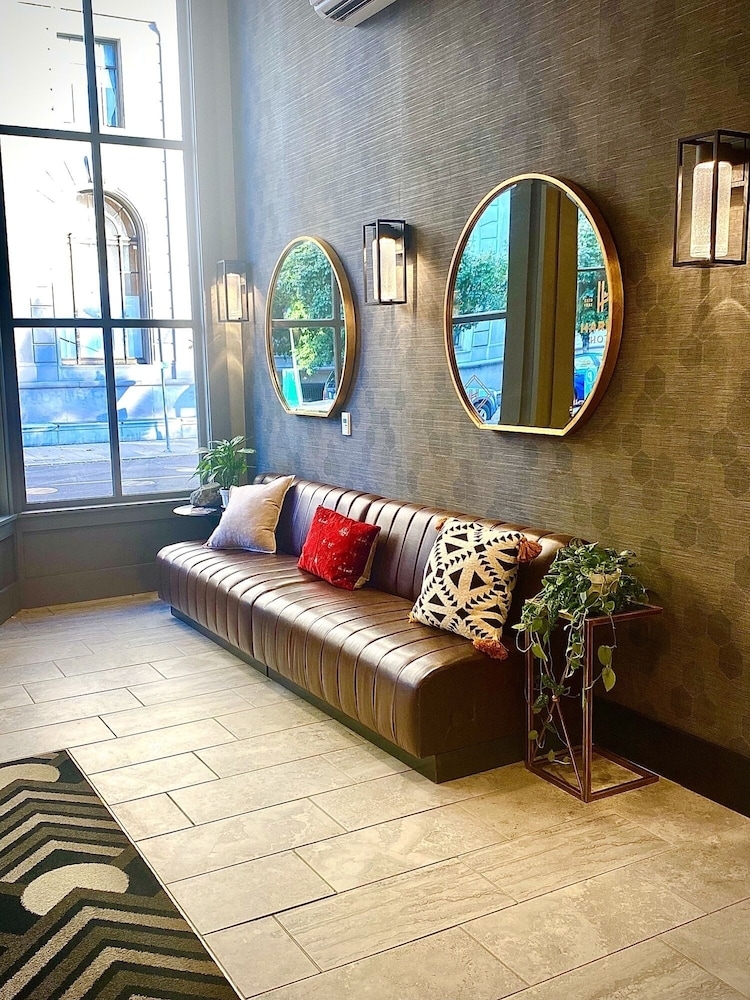 ロビー応接スペース