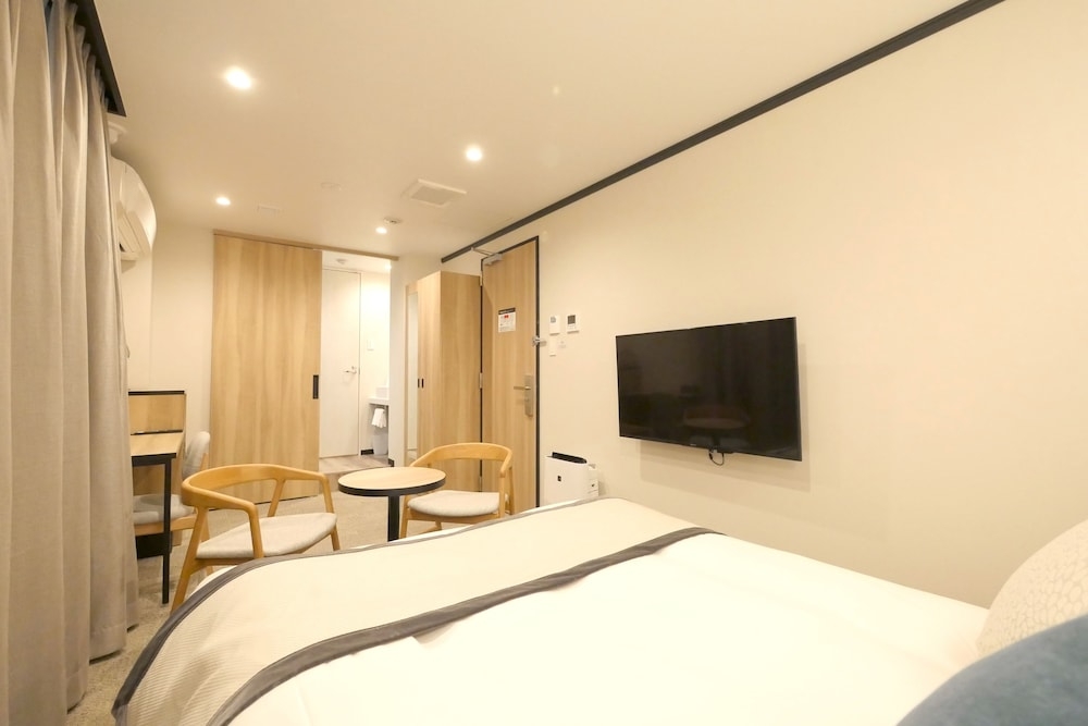 客室内のダイニングエリア