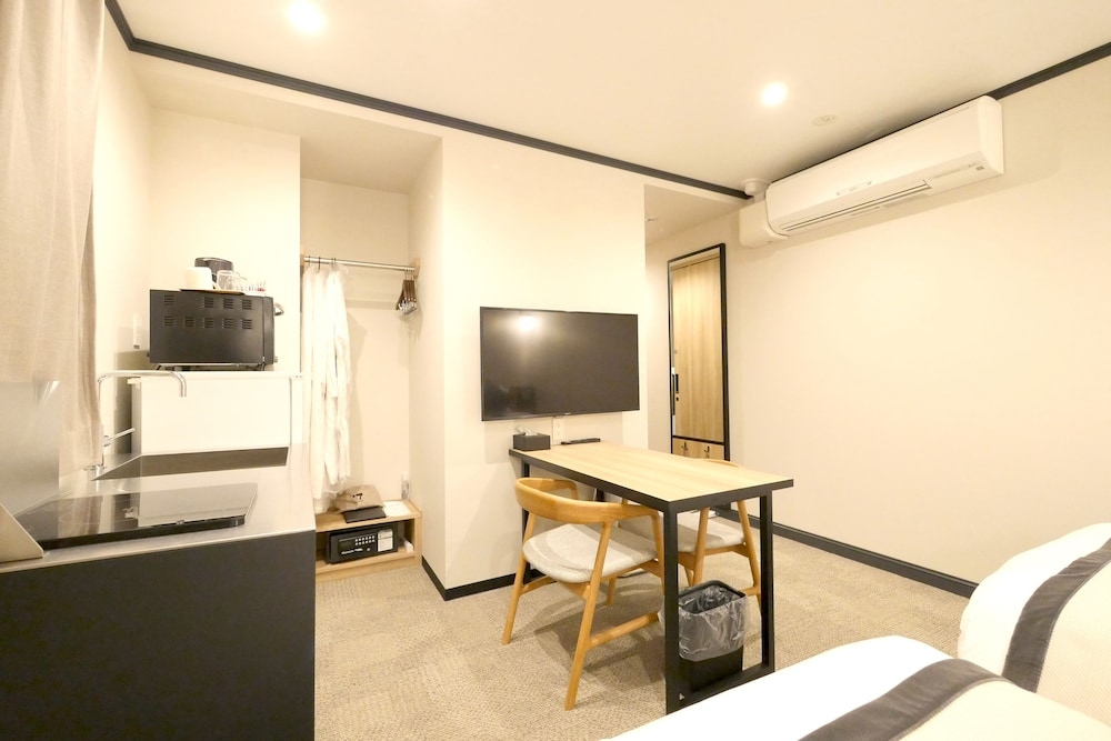 客室内のダイニングエリア