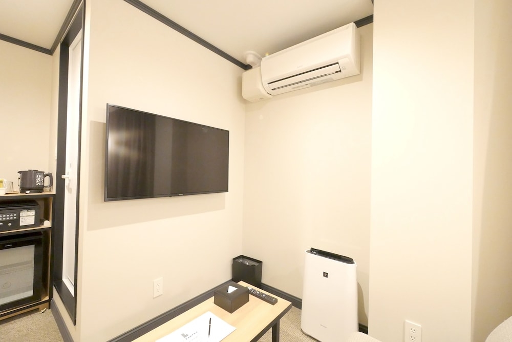 客室内のダイニングエリア