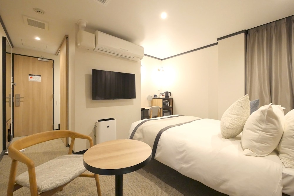 客室内のダイニングエリア