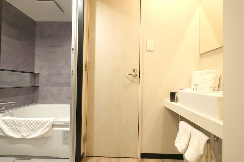 客室内のダイニングエリア