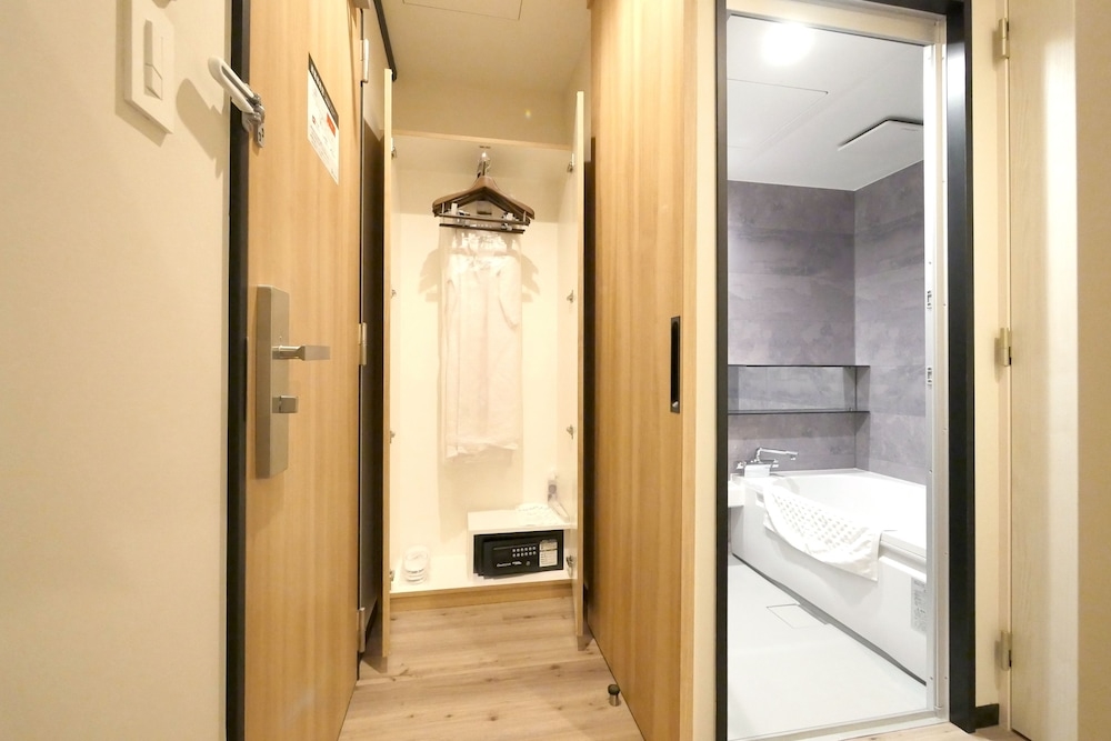 客室内のダイニングエリア