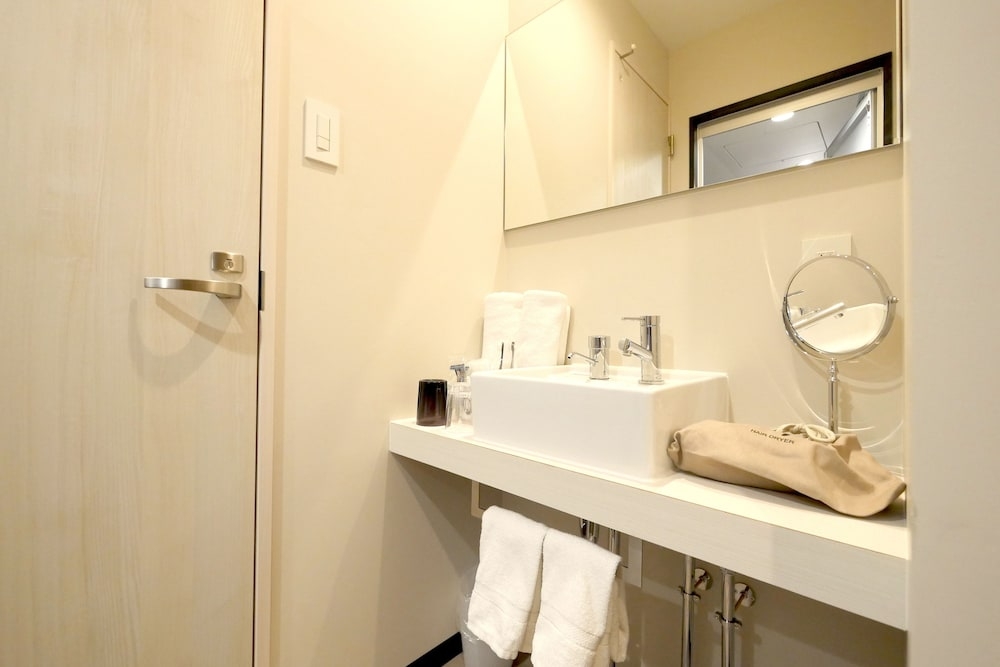 客室内のダイニングエリア