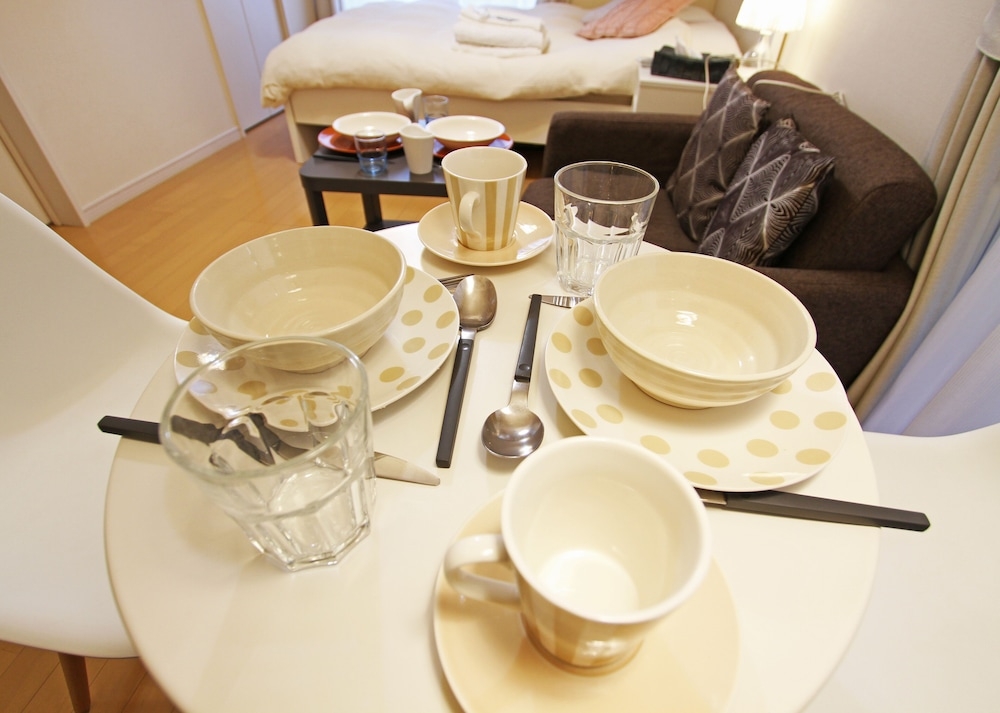 客室内のダイニングエリア