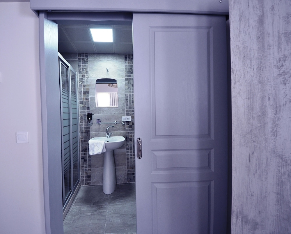 バスルームのシャワー