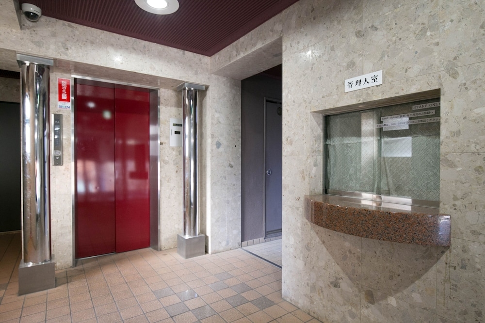 内部エントランス