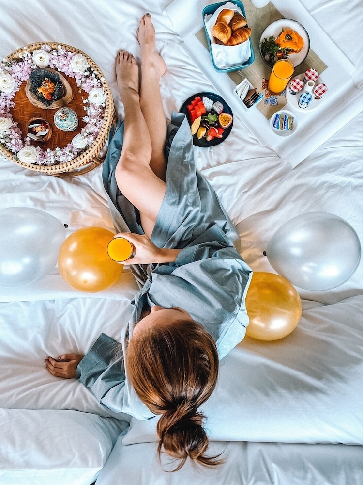 ルームサービス