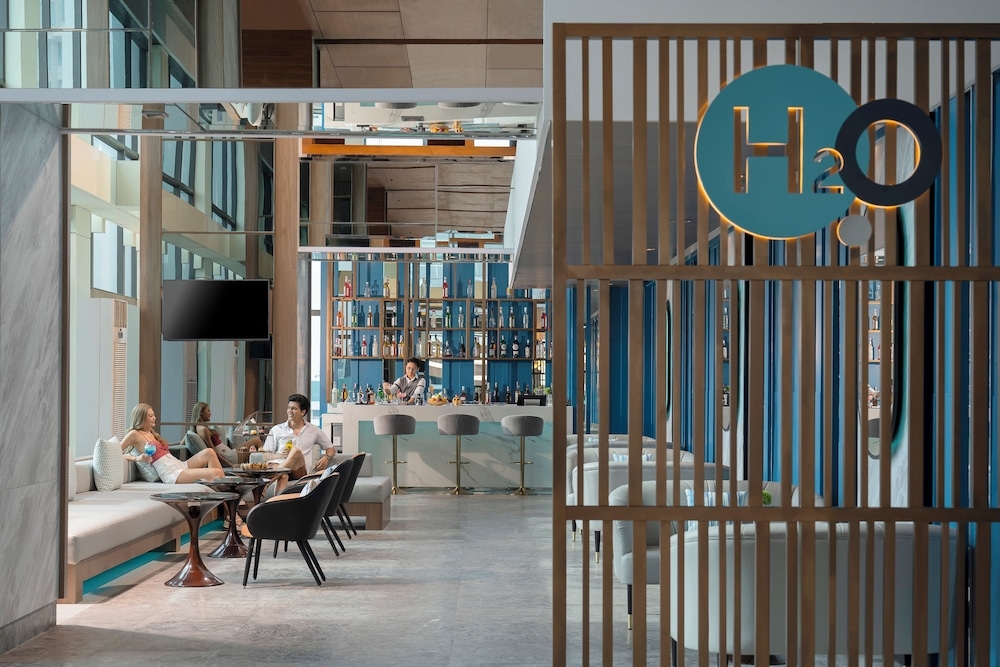 プールサイドバー