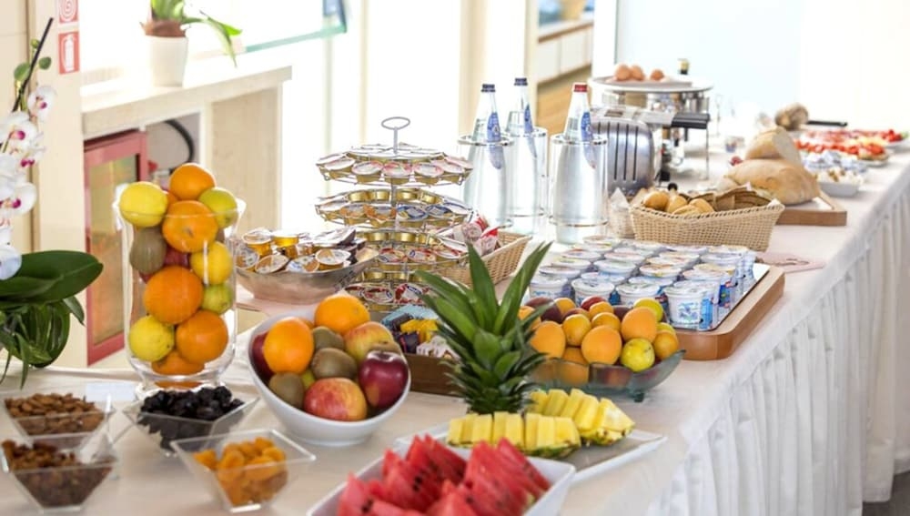 朝食ビュッフェ