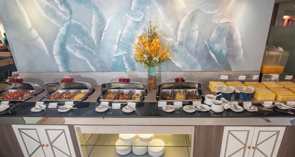 朝食ビュッフェ