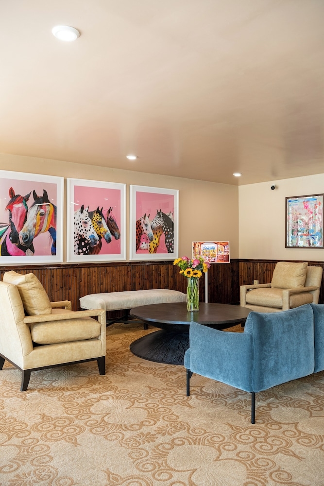 ロビー応接スペース