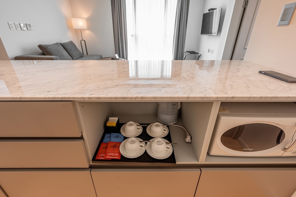 客室内のダイニングエリア