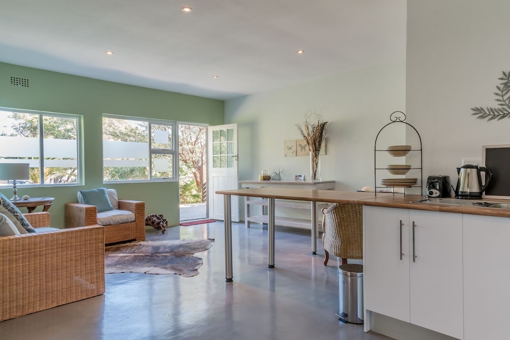 ロビー応接スペース