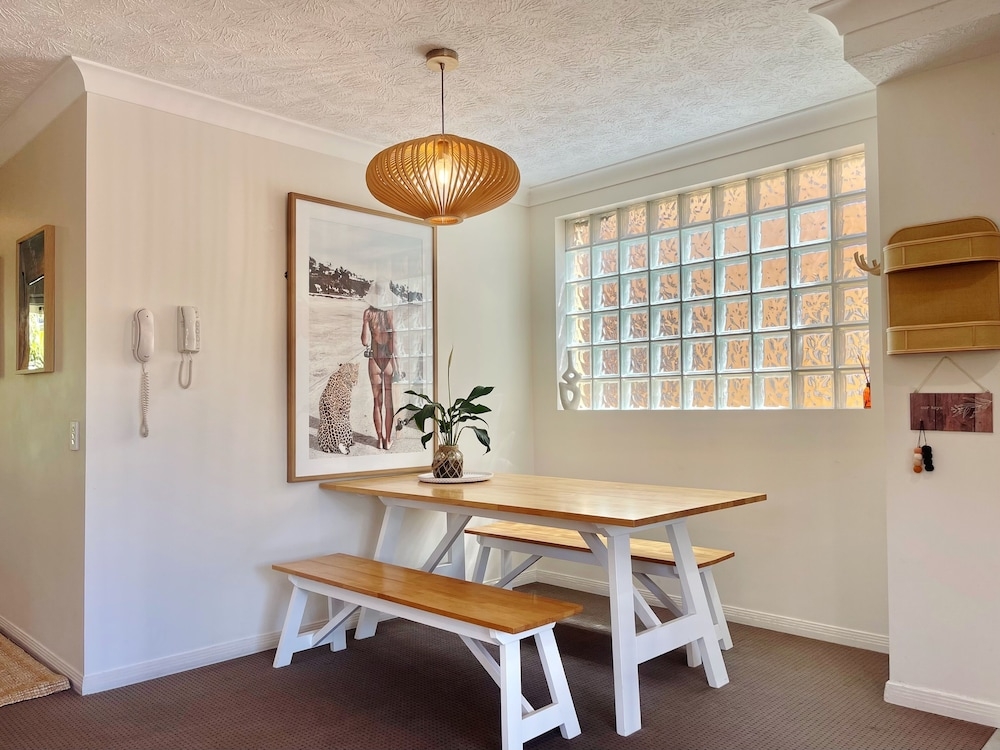 客室内のダイニングエリア