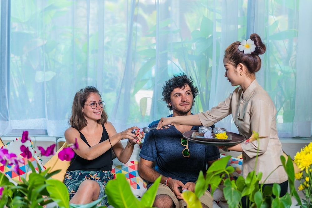 チェックイン / チェックアウト キオスク