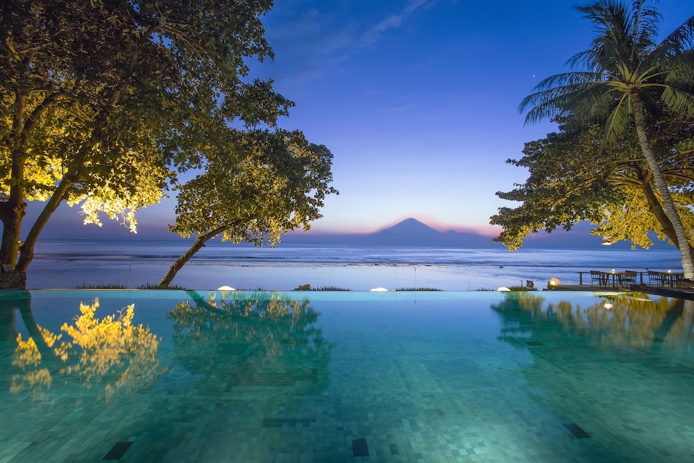 インフィニティ プール