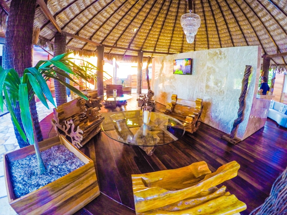 ロビー応接スペース