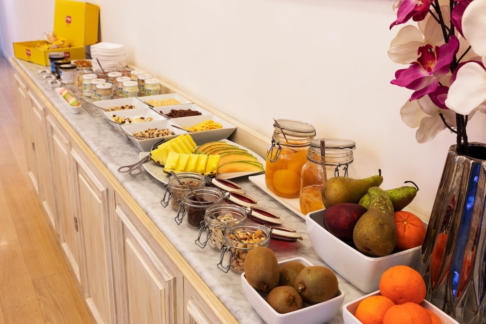 朝食ビュッフェ