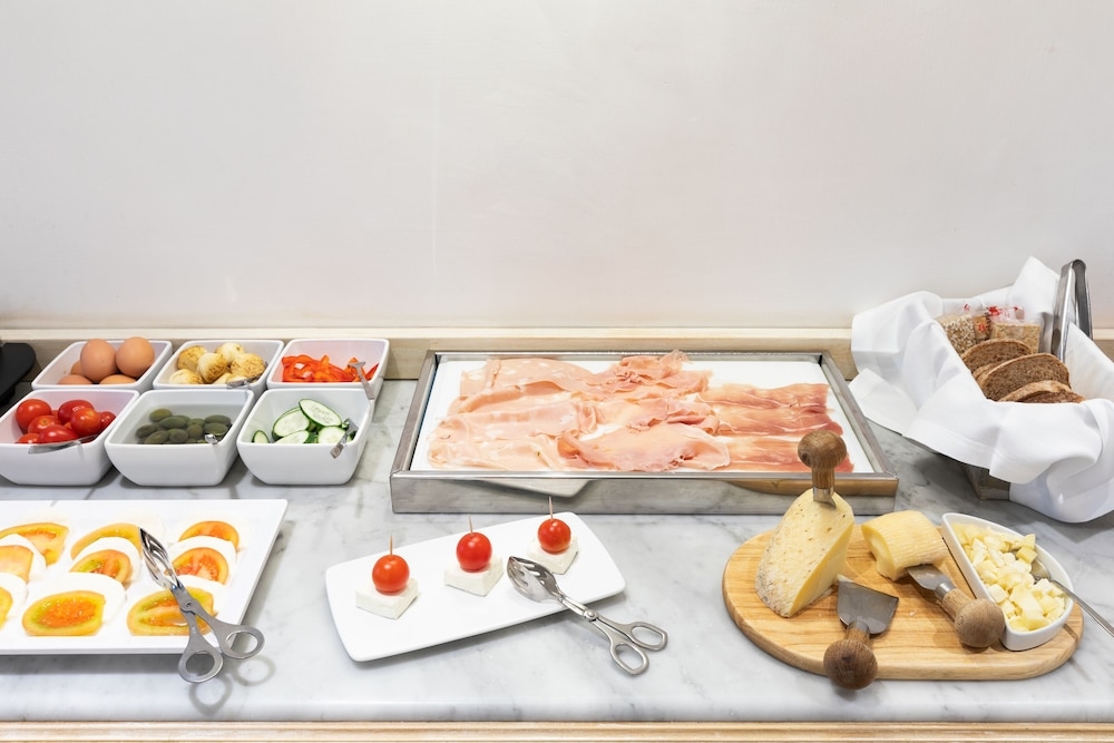 朝食ビュッフェ