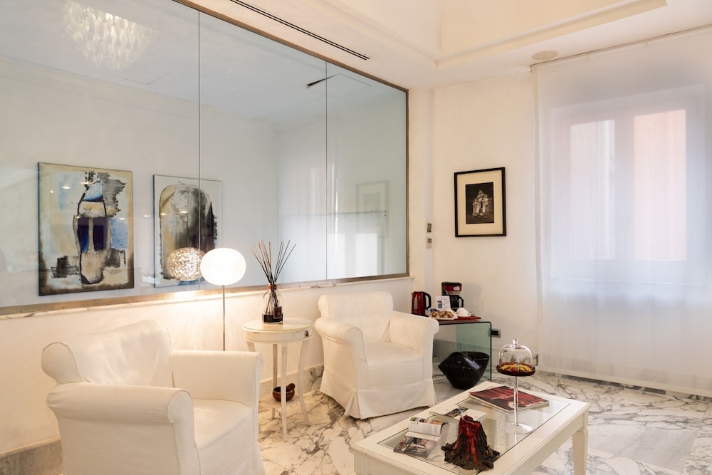 ロビーラウンジ