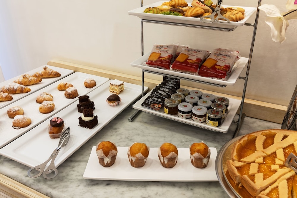 朝食ビュッフェ