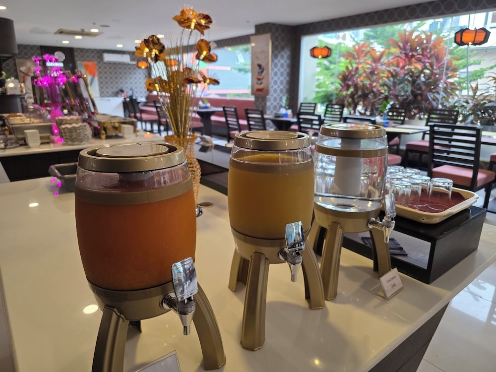 朝食ビュッフェ