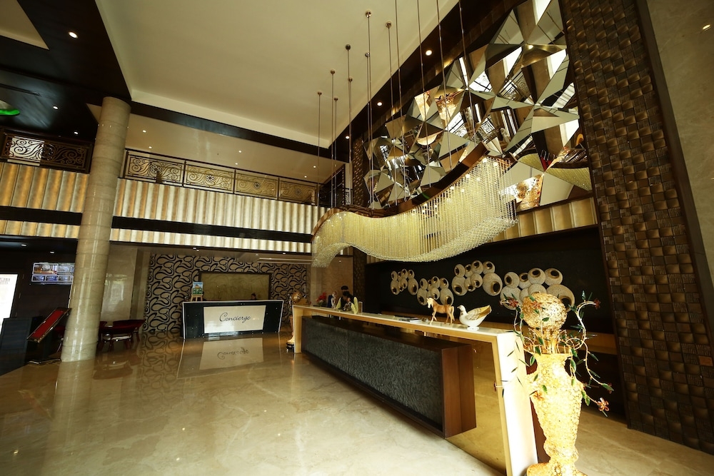 コンシェルジュ デスク