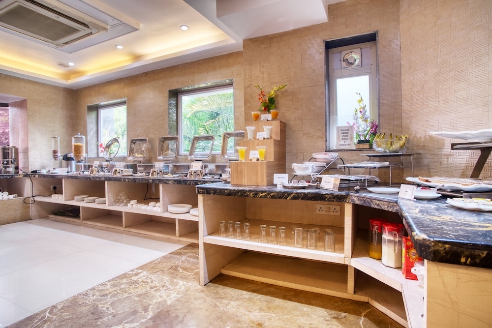 朝食ビュッフェ