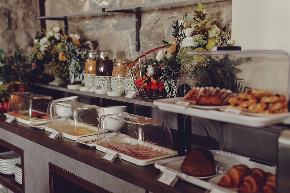 朝食ビュッフェ