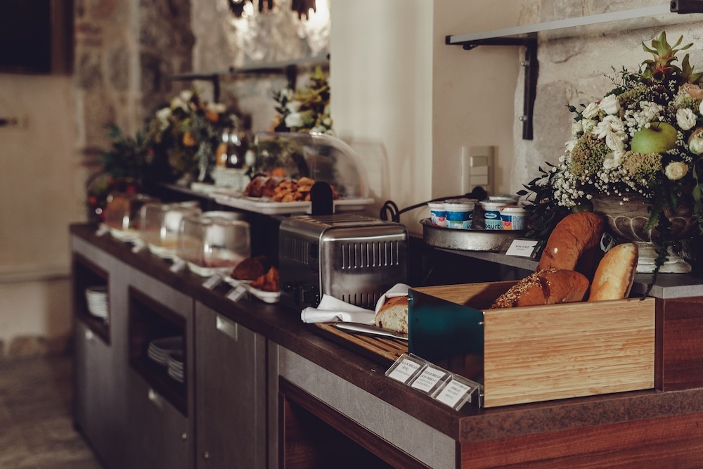 朝食ビュッフェ