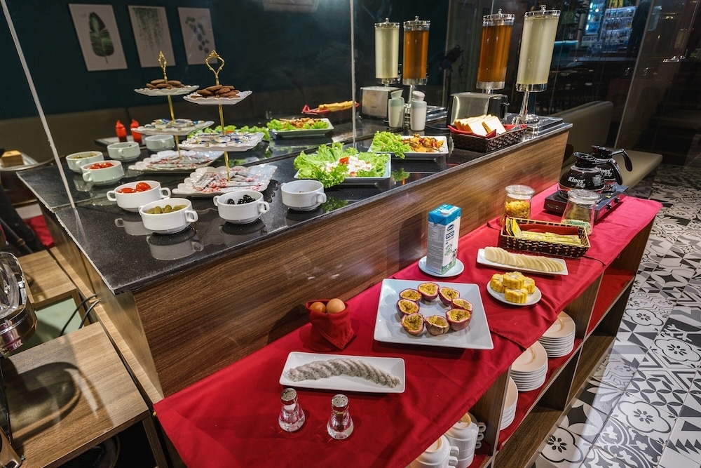 朝食ビュッフェ