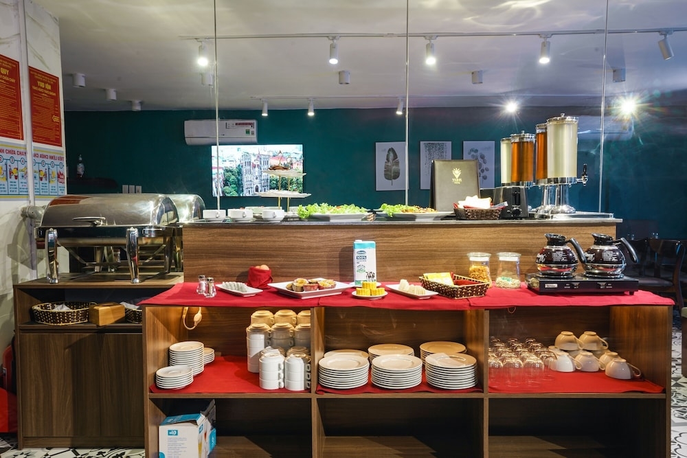 朝食ビュッフェ