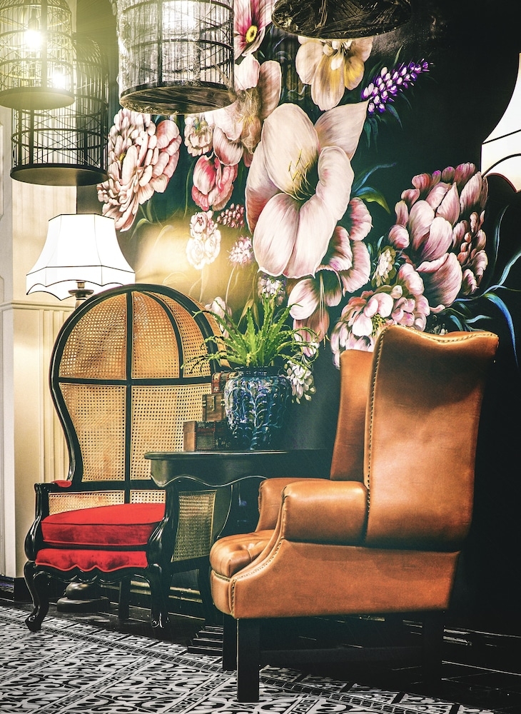 ロビー応接スペース