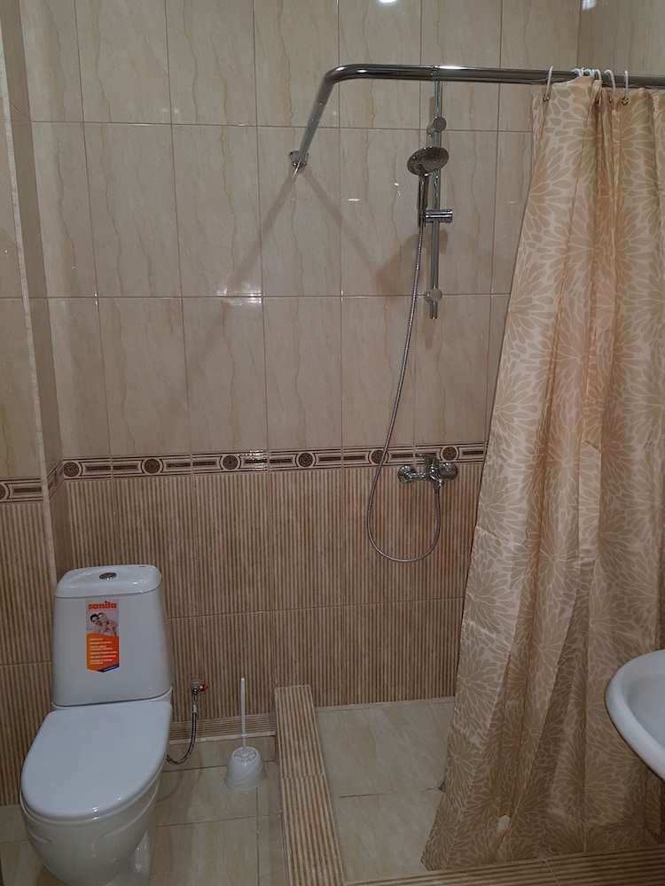 バスルームのシャワー