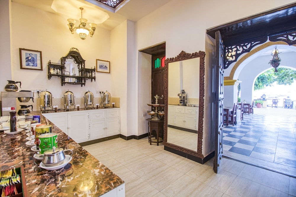 朝食ビュッフェ