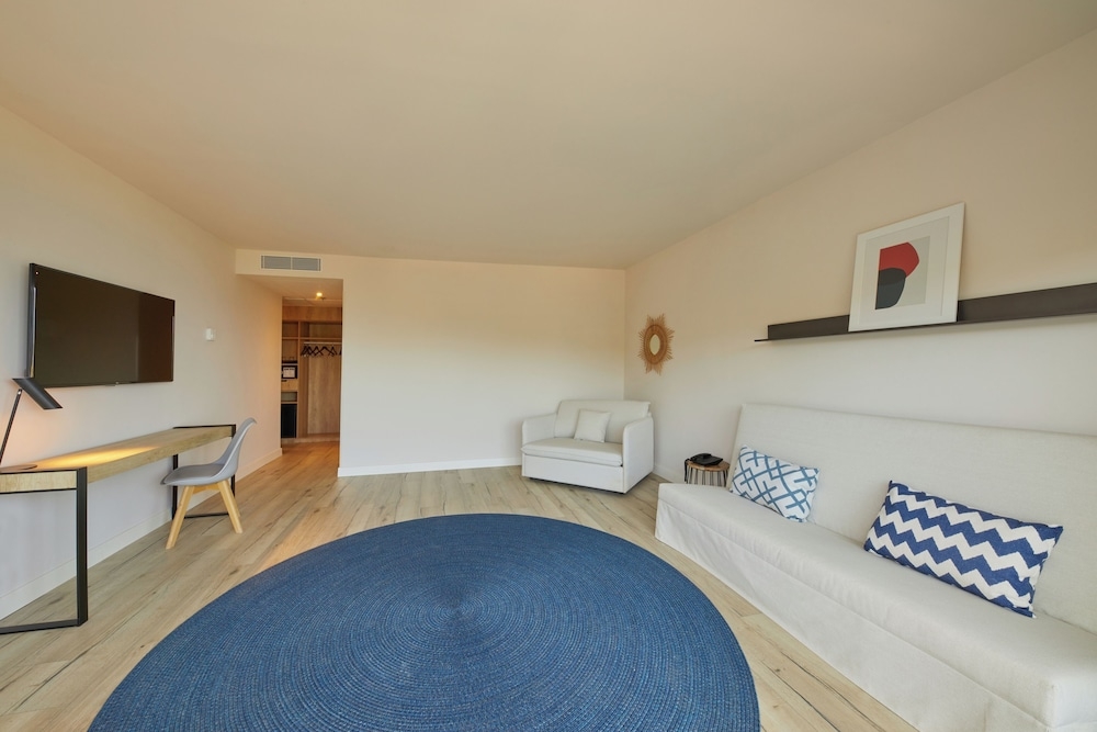 リビング エリア