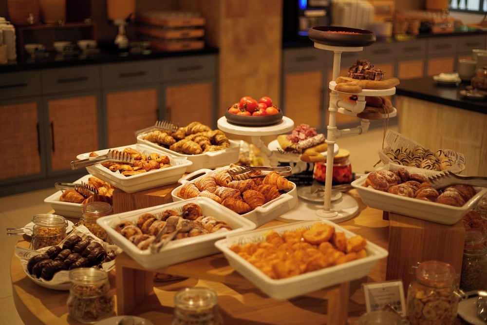 朝食ビュッフェ