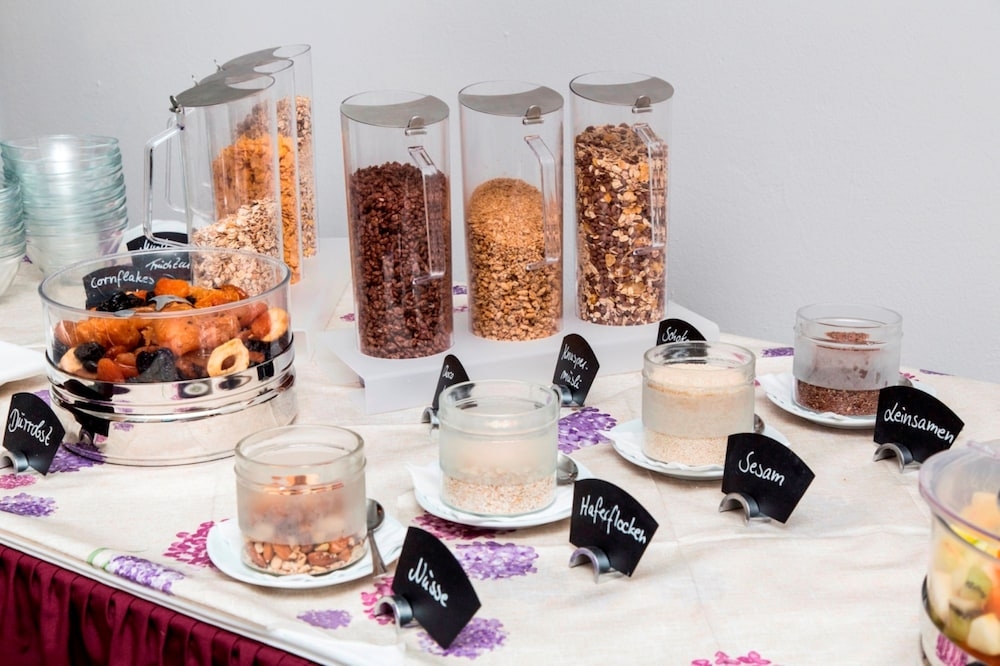 朝食ビュッフェ