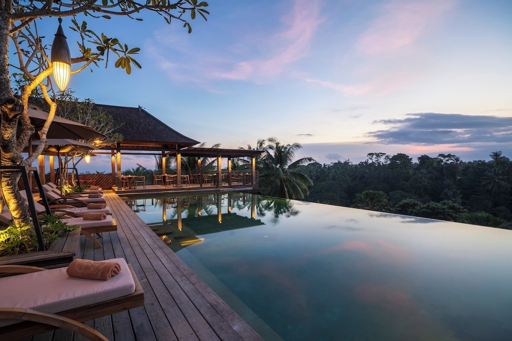 インフィニティ プール