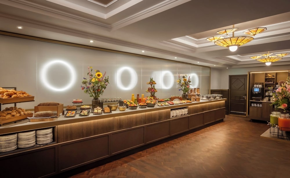 朝食ビュッフェ