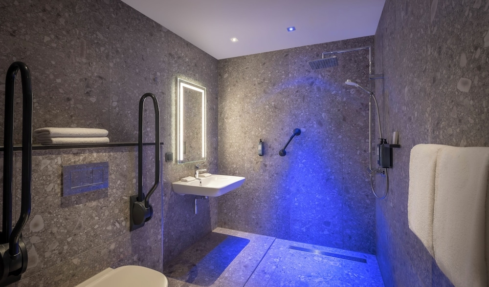 バリアフリー バスルーム