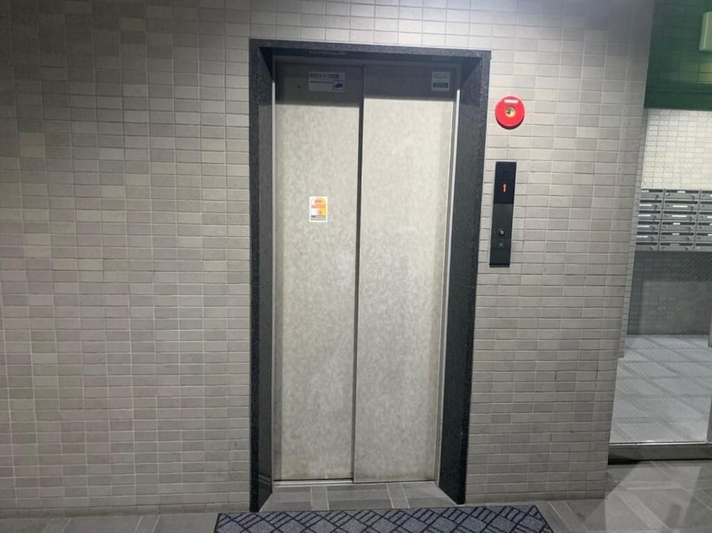 内部エントランス