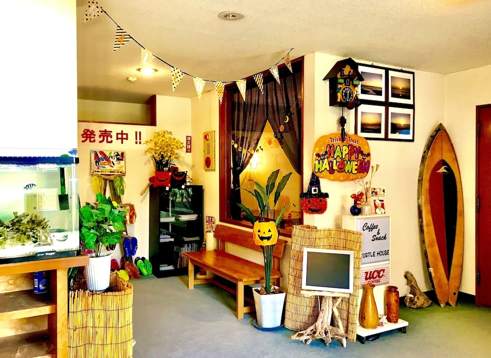 ロビーラウンジ