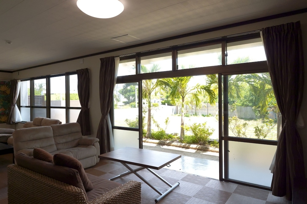 内部エントランス