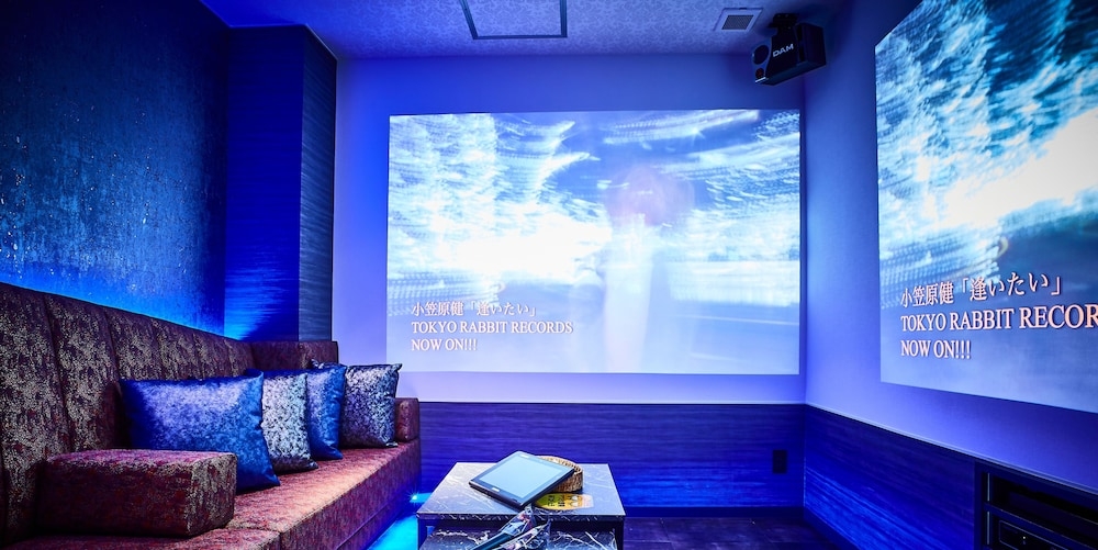 カラオケ ルーム