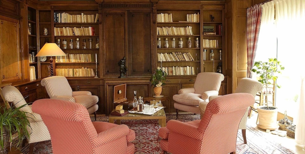 ロビー応接スペース