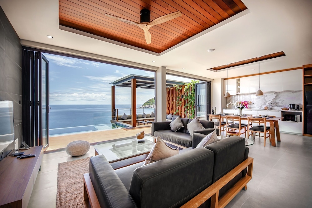 リビング エリア