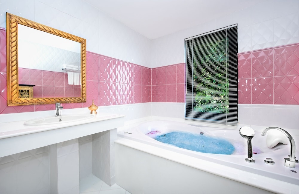 バスルームのシャワー